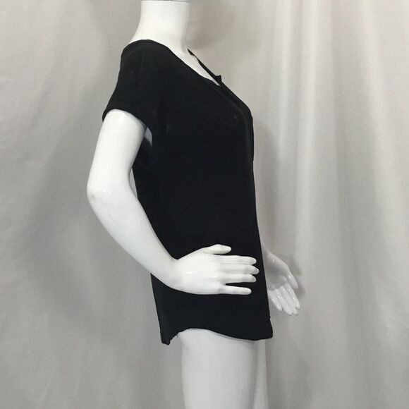 Stem Split Neck Tee (H5) - Picture 4 of 5